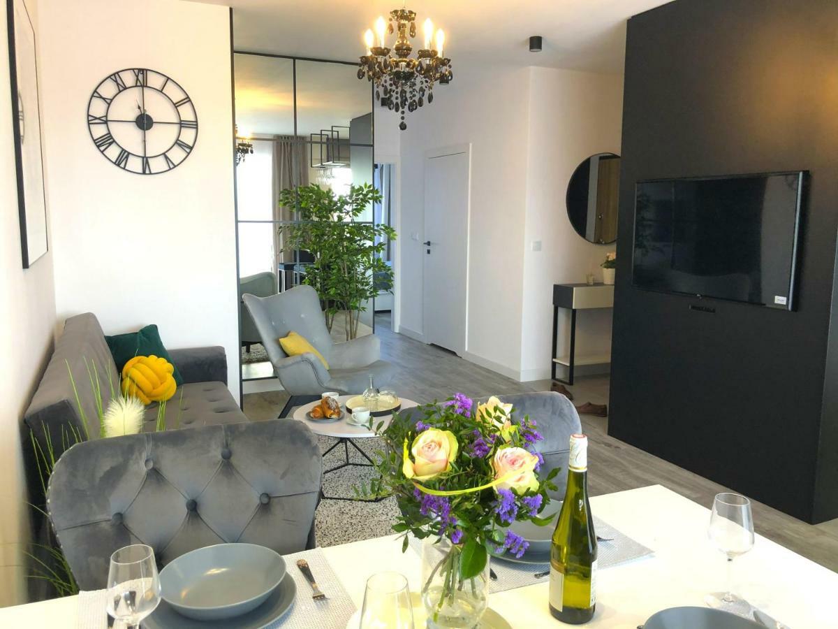 Glamour Apartment With Big, Private Terrace Cracóvia Exterior foto
