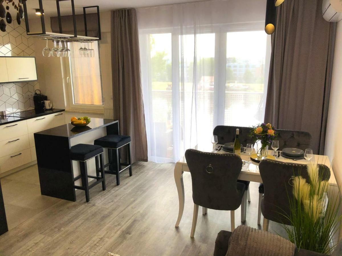 Glamour Apartment With Big, Private Terrace Cracóvia Exterior foto