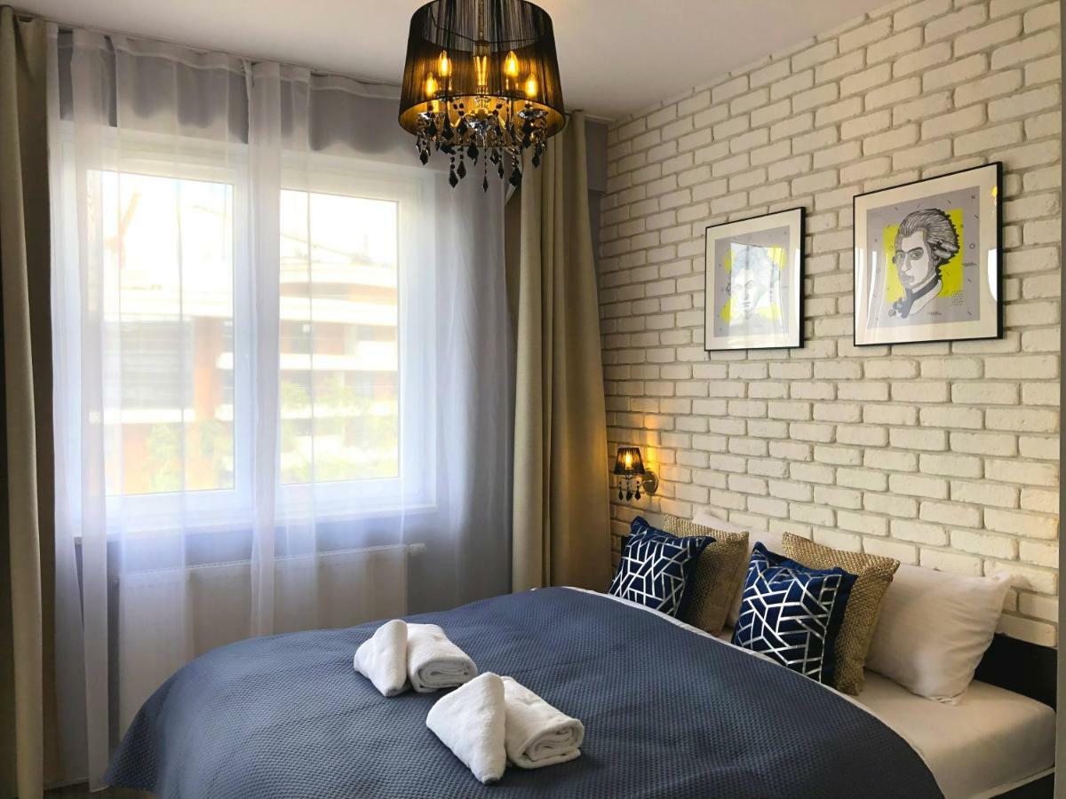 Glamour Apartment With Big, Private Terrace Cracóvia Exterior foto